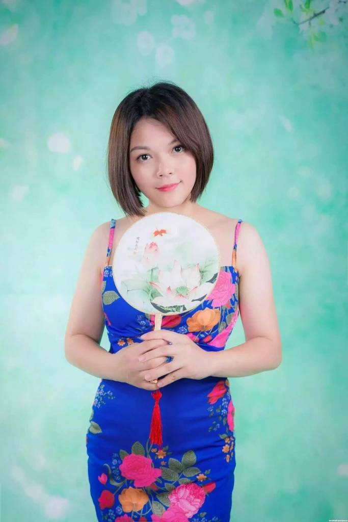 Hua Profile image 3