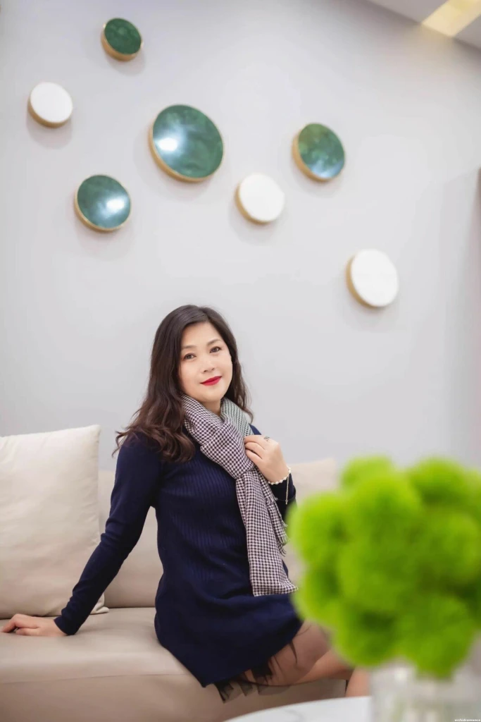 Meirong Profile image 3