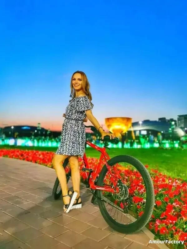 Ekaterina Profile image 1