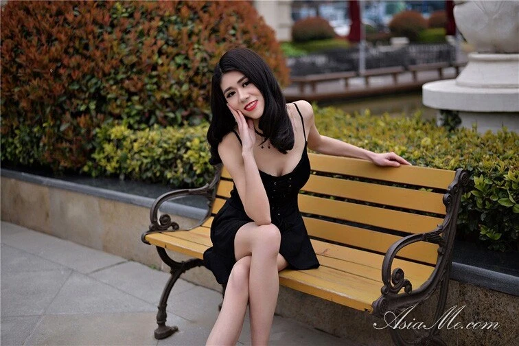 Yaya Profile image 2