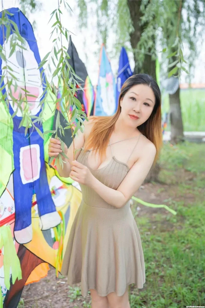 Shanshan Profile image 3