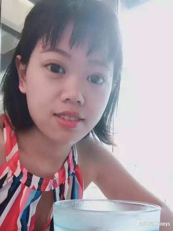 Yuzhen Zhang Profile image 4
