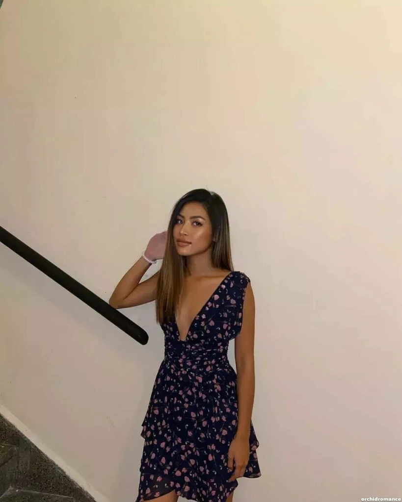 Nhung Profile image 2