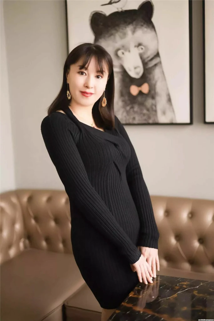 Ziqi Profile image 2