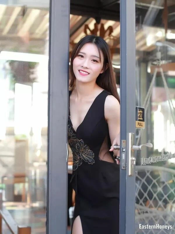 Yingying Profile image 2