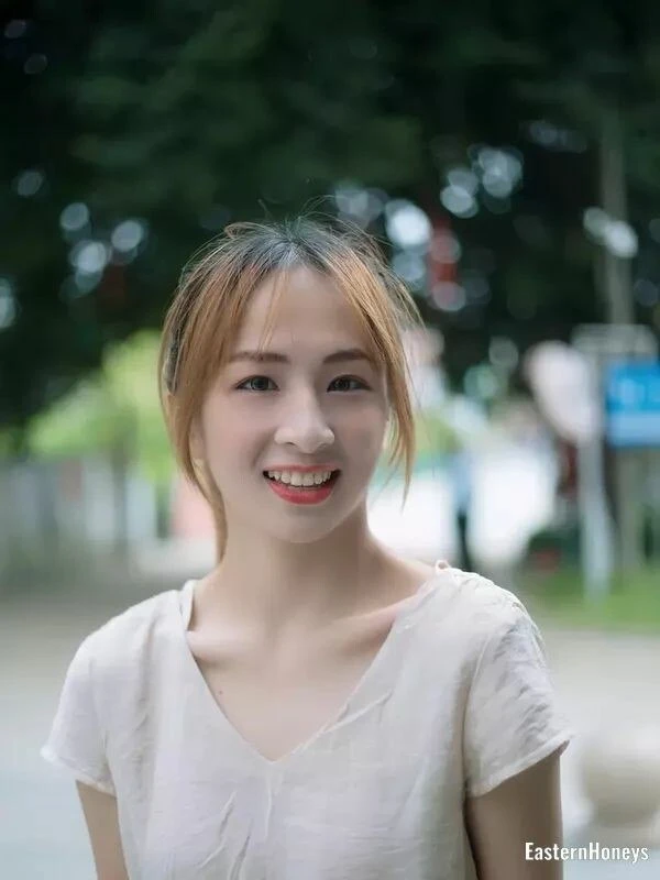 Runjie Profile image 4