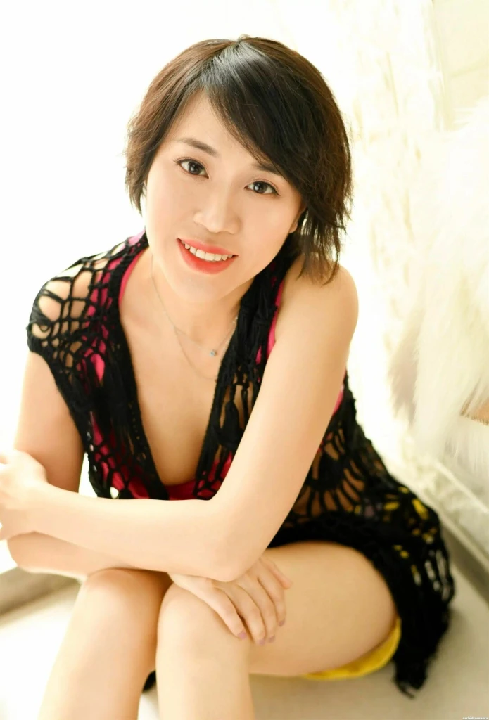 Lan Profile image 4