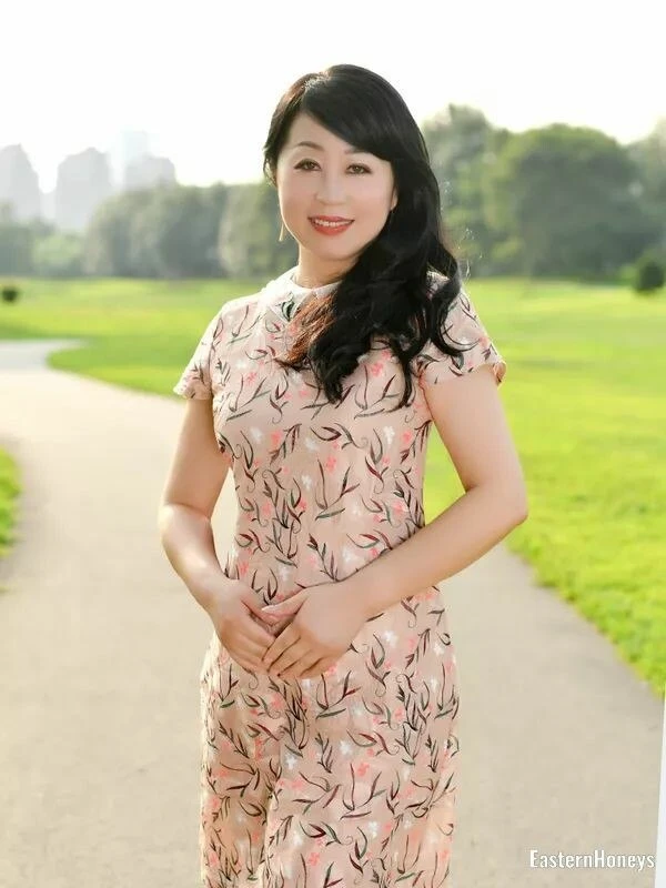 Yue Profile image 1